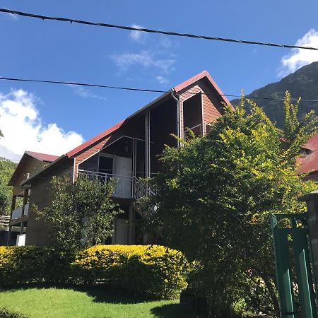 Bed and Breakfast Le Jean Robert Salazie Exterior foto