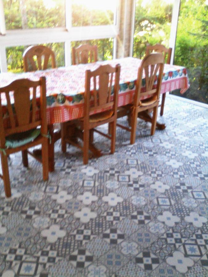 Bed and Breakfast Le Jean Robert Salazie Exterior foto