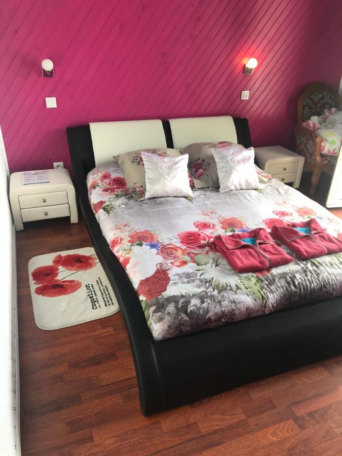 Bed and Breakfast Le Jean Robert Salazie Exterior foto
